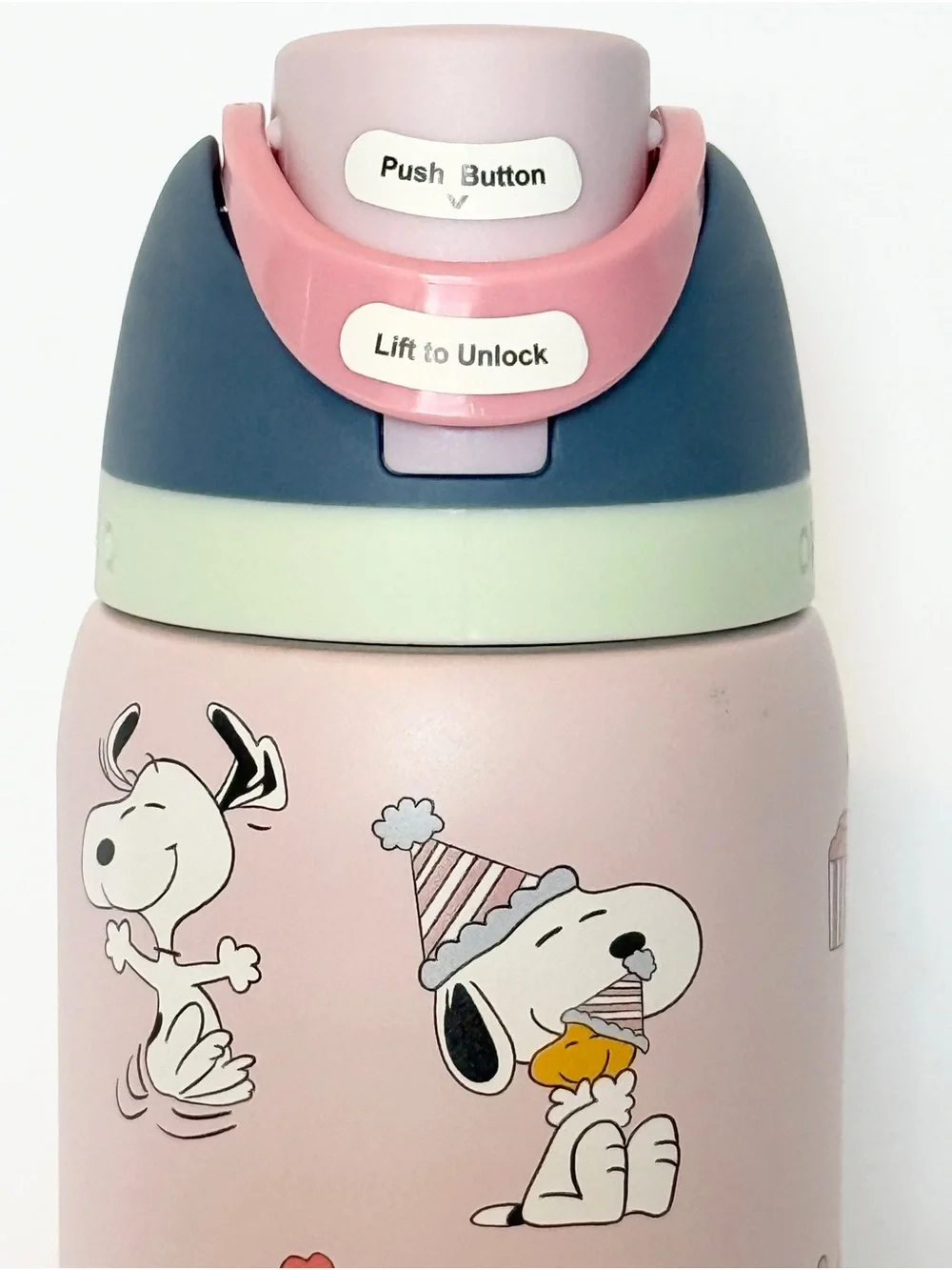 Owala Snoopy Insulated 32oz Water Bottle “Multiple Colors”